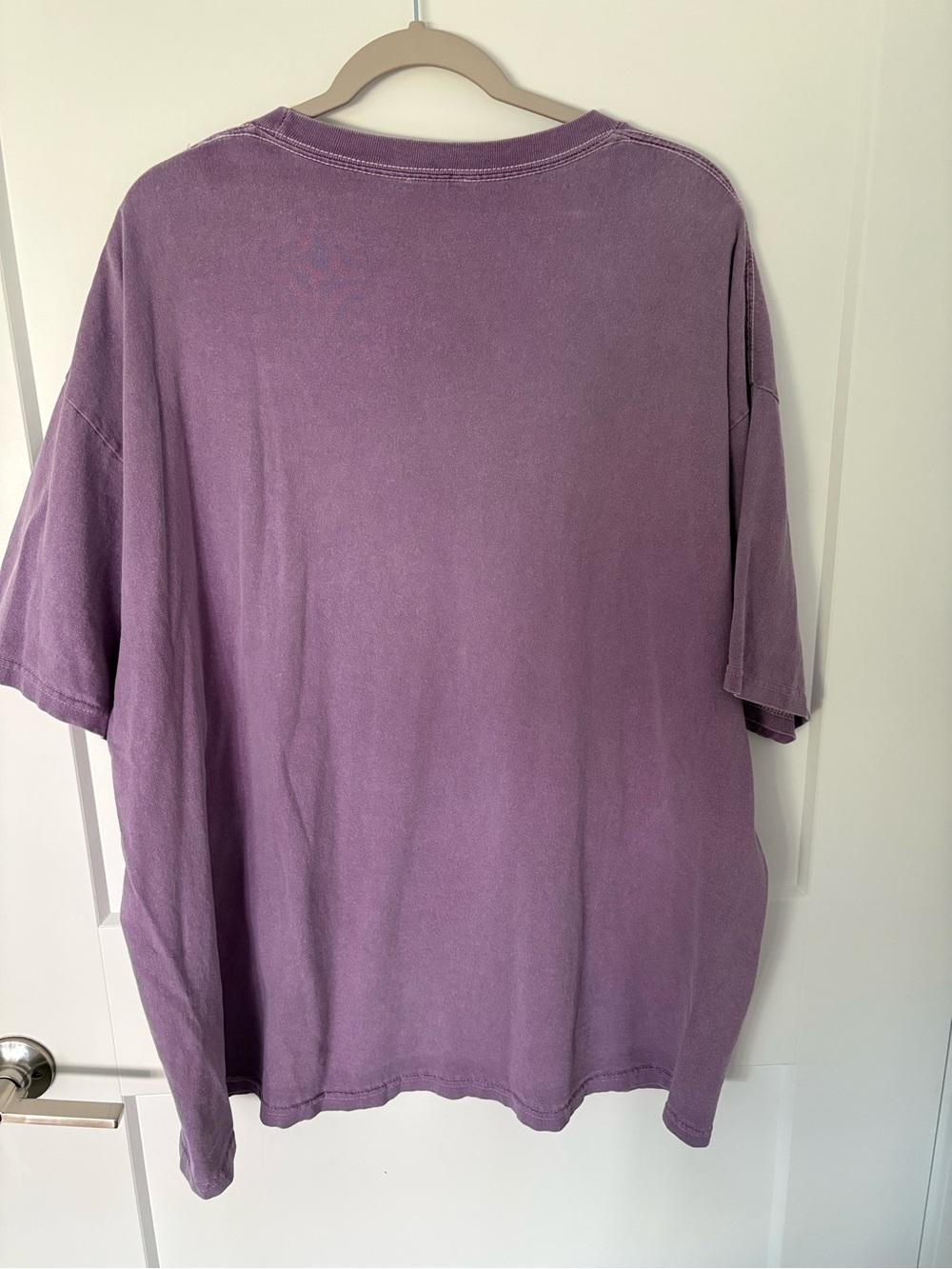 Pink Floyd Tee in Lavender Purple - Picture 6 of 6